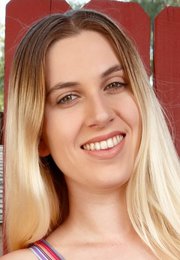 Niki Snow