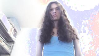 SEXYDANCE SHOWING HAIRY PUBIC AND BIKINI GREEN